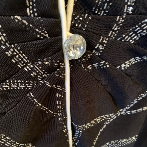 GORGEOUS! Perfect for the holidays! NEVER Worn Sequin Twin Set Sz S - Picture 7 of 9